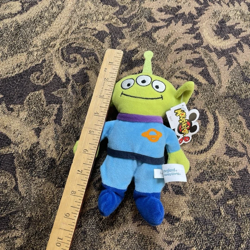 Disney Mouseketoys Toy Story Alien 8